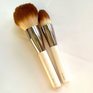 La Mer Powder and Foundation Brush set, lightly used.